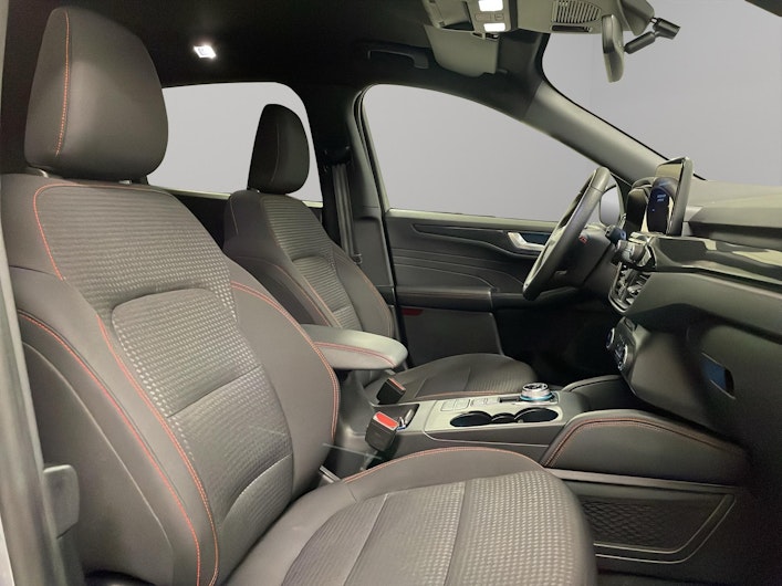 Vehicle image FORD KUGA