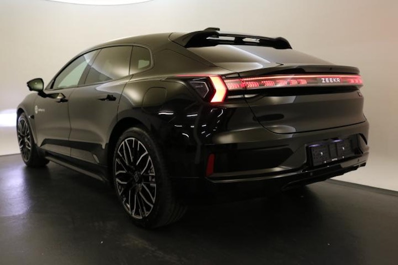 Vehicle image ZEEKR 001
