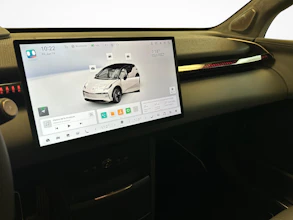 https://vehicle.imgix.net/4085412/9614e6fd-6b87-4b12-8eab-f8434269bcfe.jpg