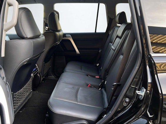 Vehicle image 12 Vehicle image 12