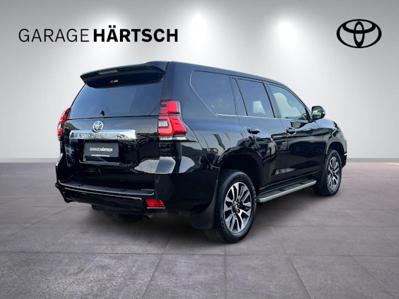 Vehicle image 6 Vehicle image 6