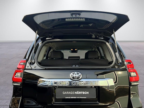 Vehicle image 15 Vehicle image 15