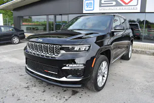 Jeep Grand Cherokee Summit 5.7 Hemi AWD