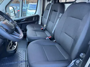 Peugeot Boxer 2.2 HDI 335 L2H2