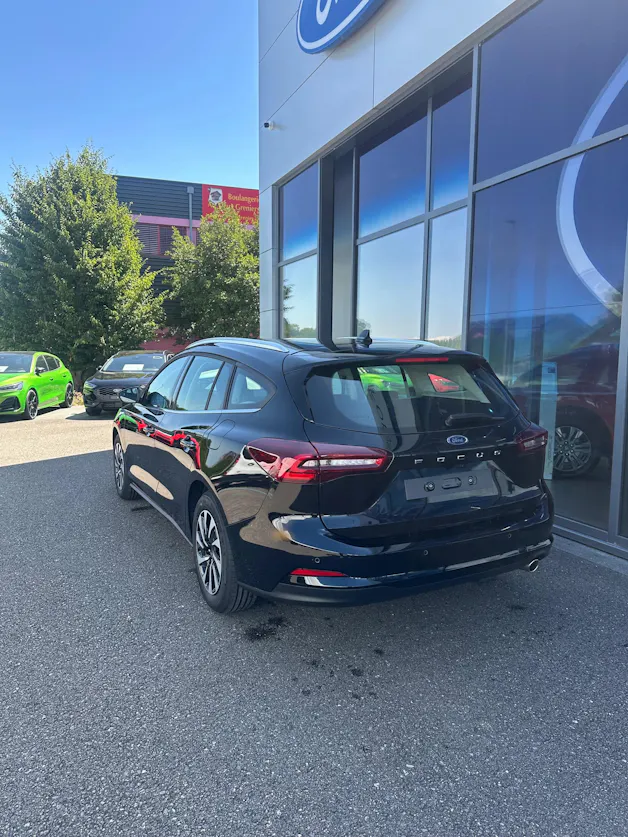 Ford Focus Station Wagon 1.0i EcoB Titan.Edit./155CV/A.