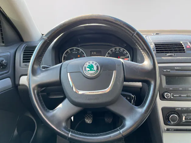 Škoda Octavia Combi 1.8 TSI Ambition"TOURNE SUR 3 CYLINDRES"
