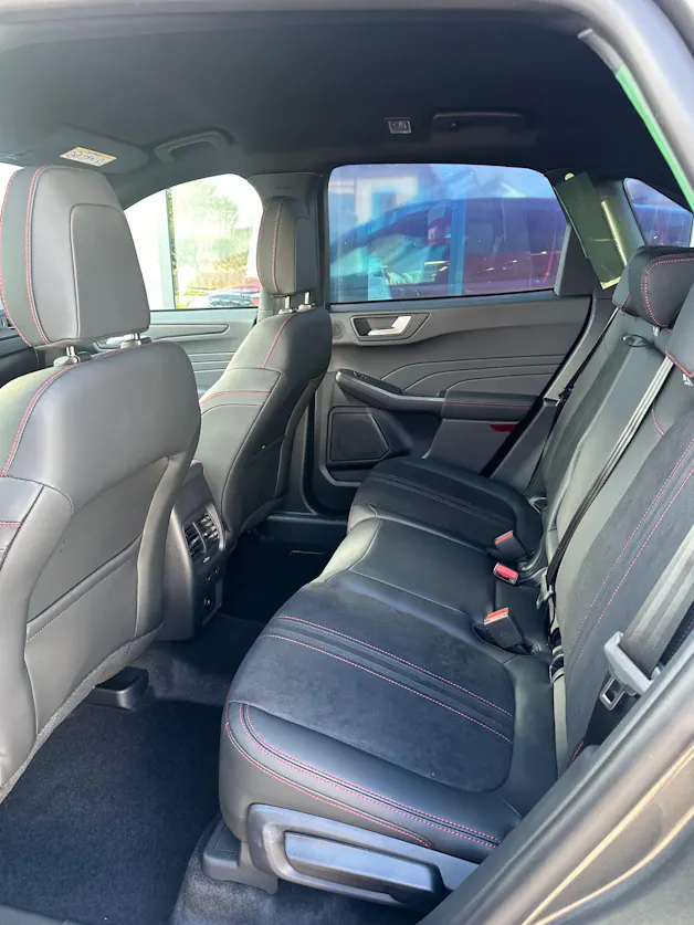 Ford Kuga 2.5 Plug-in Hybrid ST-Lin PHEV/FWD