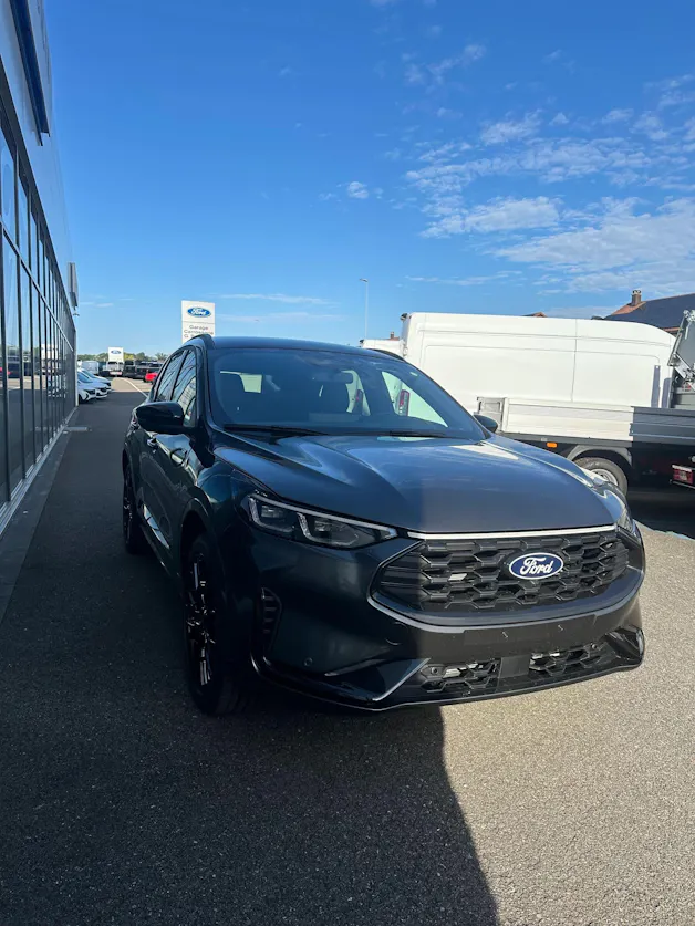 Ford Kuga 2.5 Plug-in Hybrid ST-Lin PHEV/FWD