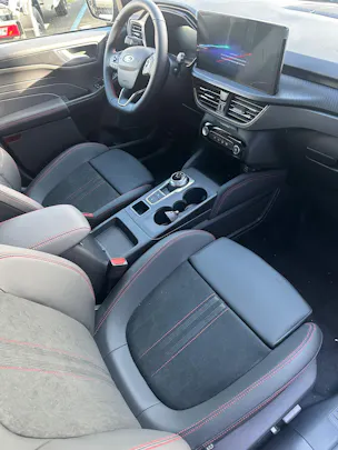 Ford Kuga 2.5 Plug-in Hybrid ST-Lin PHEV/FWD