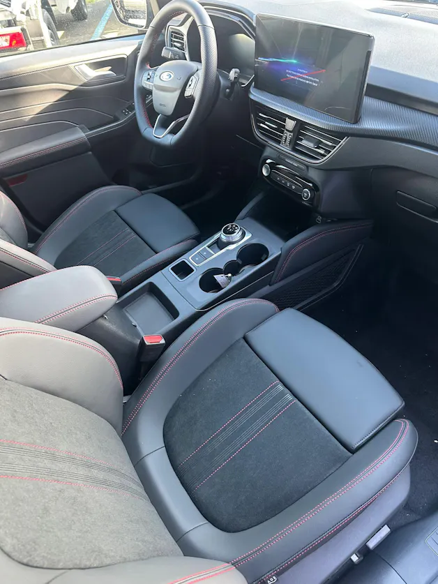 Ford Kuga 2.5 Plug-in Hybrid ST-Lin PHEV/FWD