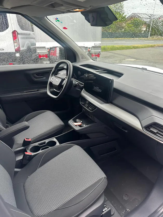 Ford E-Transit Courier van Trend BEV