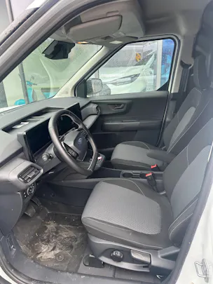 Ford E-Transit Courier van Trend BEV