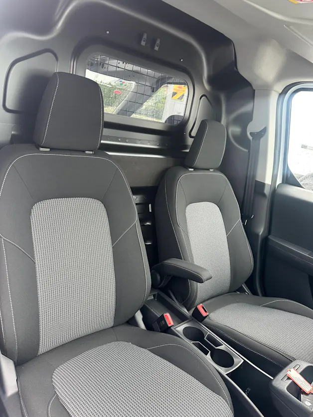 Ford E-Transit Courier van Trend BEV