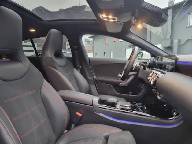 Mercedes-Benz CLA SB 250 AMG Line 4M 7G