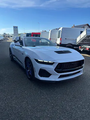 Ford Mustang Convertible 5.0 V8 GT 450CV/Aut.
