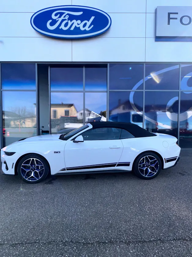 Ford Mustang Convertible 5.0 V8 GT 450CV/Aut.