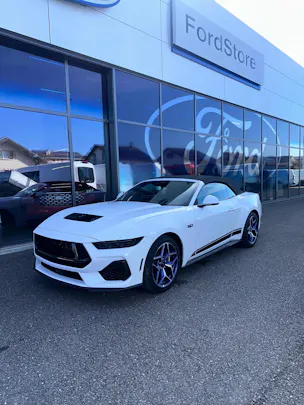 Ford Mustang Convertible 5.0 V8 GT 450CV/Aut.