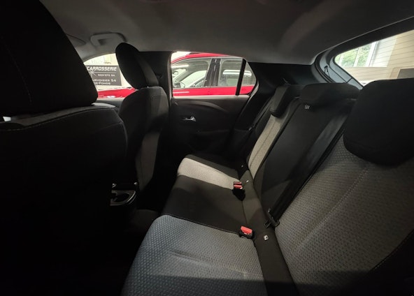 Vehicle image 7 Vehicle image 7