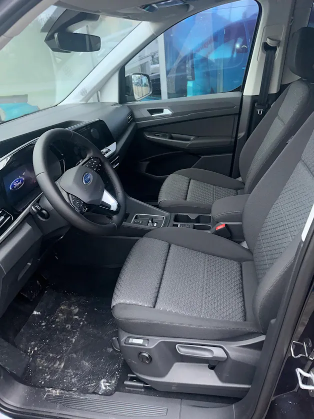 Ford TOURNEO CONNECT Grand 2.0 EcoB 122CV/Titanium/Aut.