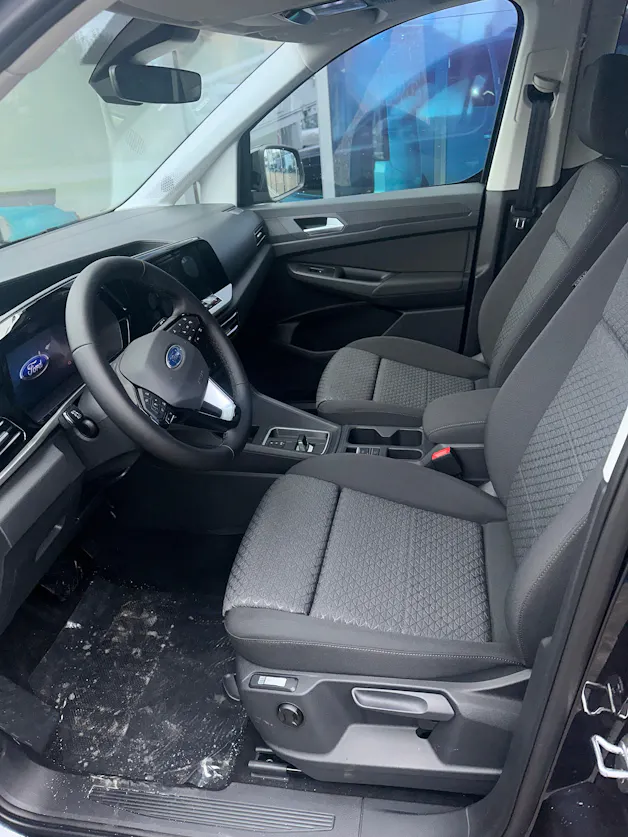 Ford TOURNEO CONNECT Grand 2.0 EcoB 122CV/Titanium/Aut.