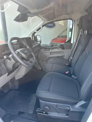 Ford Transit Custom Van 320 L1 2.0 EcoBl Trend/136CV/Aut.