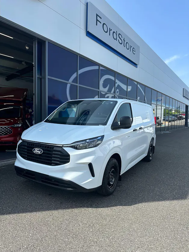 Ford Transit Custom Van 320 L1 2.0 EcoBl Trend/136CV/Aut.