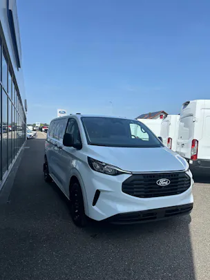 Ford Transit Custom Van 320 L1 2.0 EcoBl Trend/136CV/Aut.