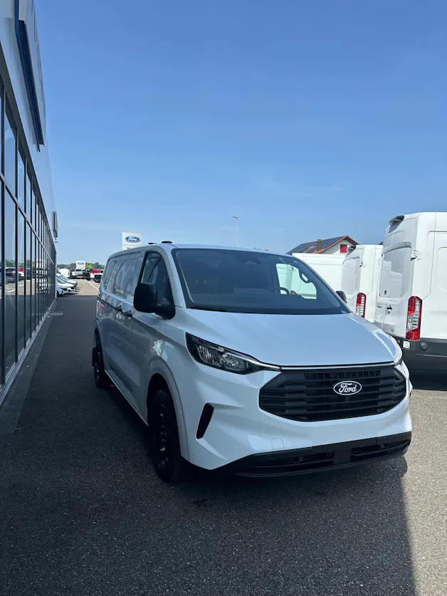 Ford Transit Custom Van 320 L1 2.0 EcoBl Trend/136CV/Aut.