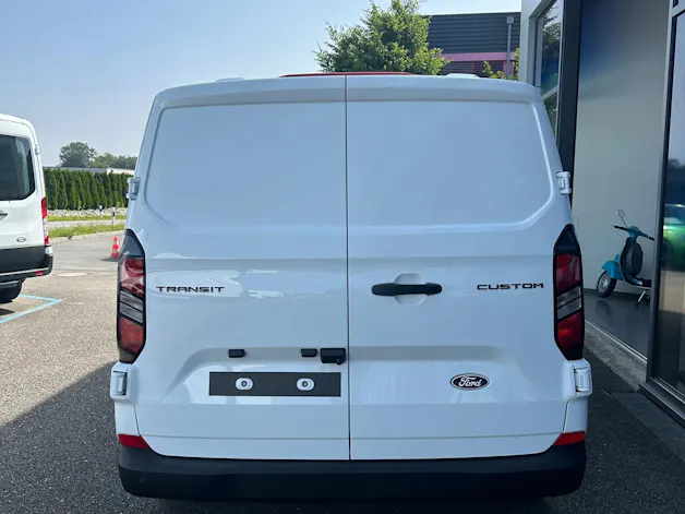 Ford Transit Custom Van 320 L1 2.0 EcoBl Trend/136CV/Aut.