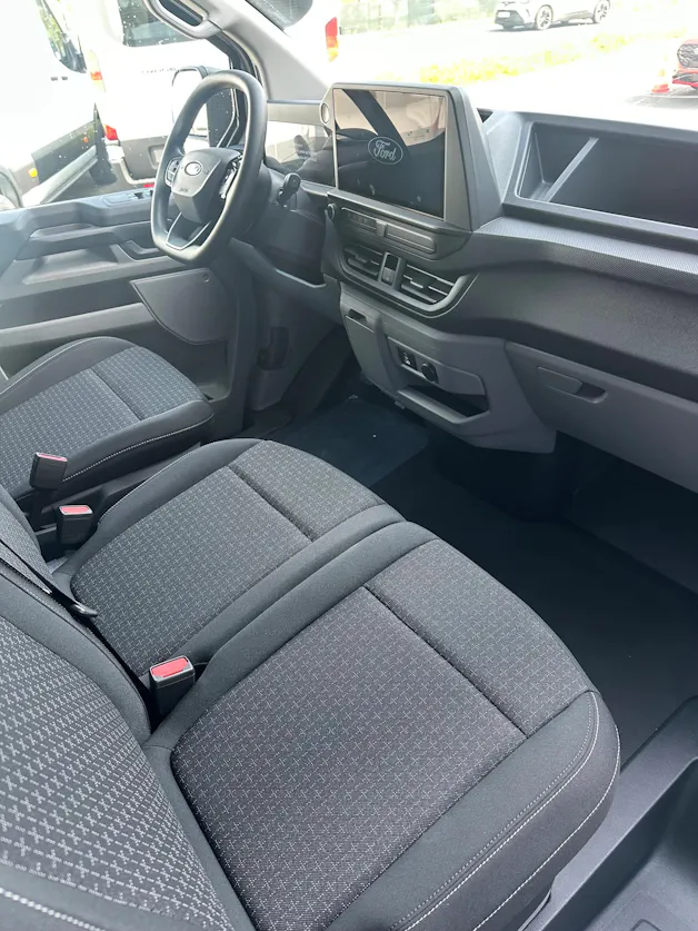 Ford Transit Custom Van 320 L1 2.0 EcoBl Trend/136CV/Aut.