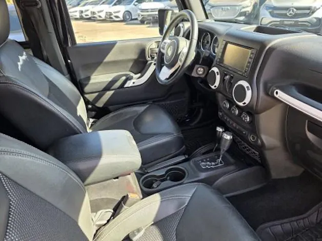 Jeep Wrangler 2.8CRD Sahara X