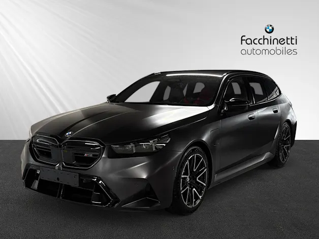 BMW M5 xDrive Touring
