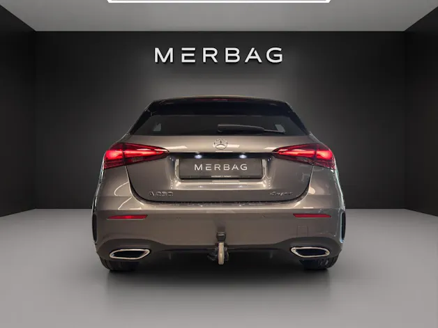 Mercedes-Benz A 250 4Matic 8G-DCT AMG Line