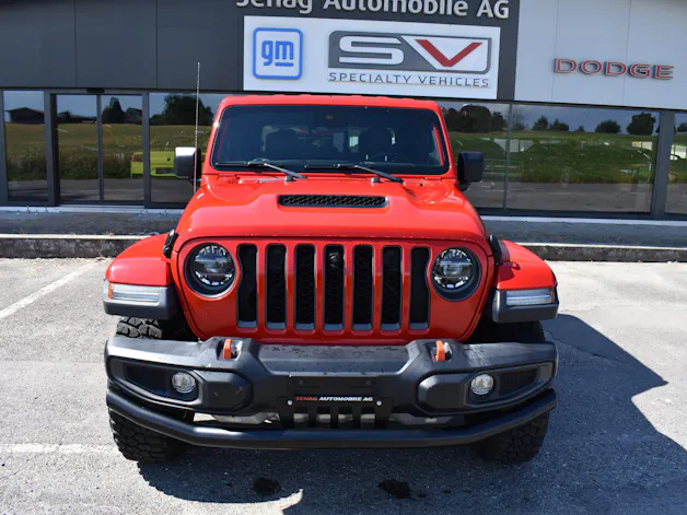 Jeep Gladiator Mojave Sand Runner