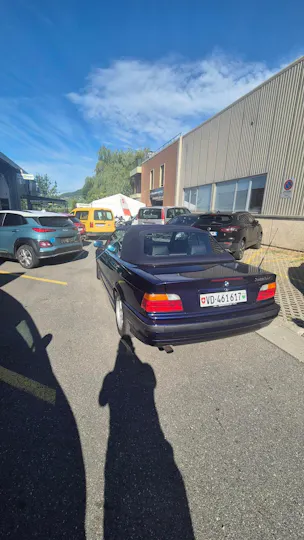 BMW 320