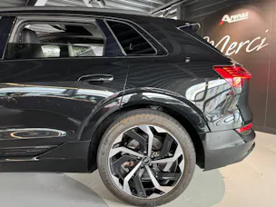 Audi e-tron 55 S Line Black Edition quattro