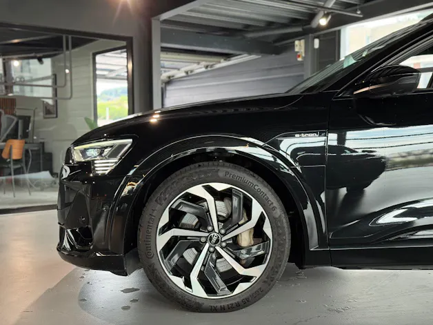Audi e-tron 55 S Line Black Edition quattro
