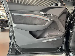 Audi e-tron 55 S Line Black Edition quattro