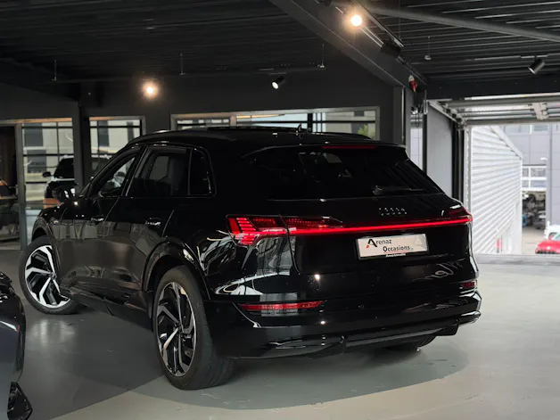 Audi e-tron 55 S Line Black Edition quattro