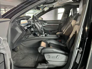 Audi e-tron 55 S Line Black Edition quattro