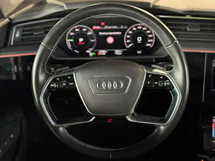Audi e-tron 55 S Line Black Edition quattro