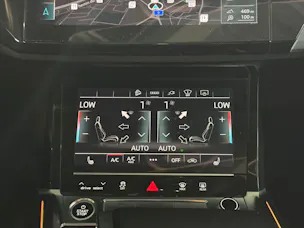 Audi e-tron 55 S Line Black Edition quattro
