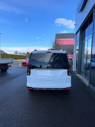 Ford TOURNEO CONNECT Grand 2.0 EcoB Active/122CV/Man.