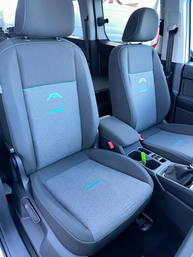 Ford TOURNEO CONNECT Grand 2.0 EcoB Active/122CV/Man.
