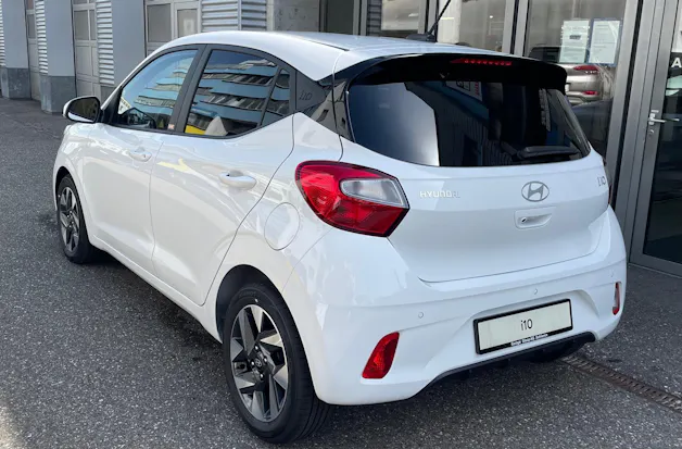 Hyundai i10 1.2 Amplia AMT5
