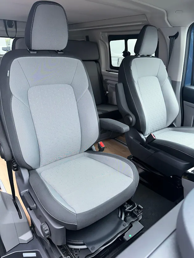 Ford Transit C Nugget 320 L1 2.0 Ec Titanium/170CV/Aut.