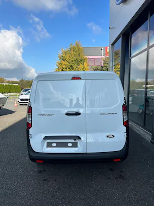 Ford Transit Courier van 1.0 EcoBoo Trend/125CV/Aut.