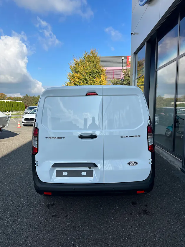 Ford Transit Courier van 1.0 EcoBoo Trend/125CV/Aut.