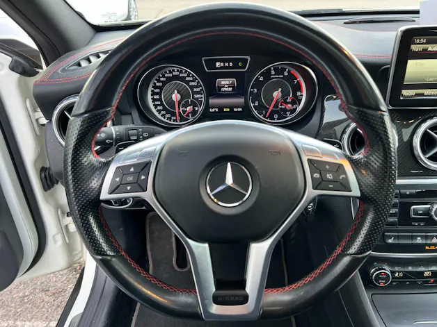 Mercedes-Benz GLA 45 AMG 4Matic 7G-DCT