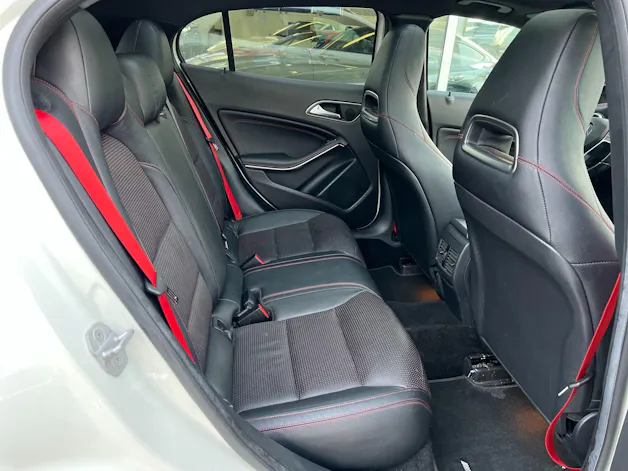 Mercedes-Benz GLA 45 AMG 4Matic 7G-DCT